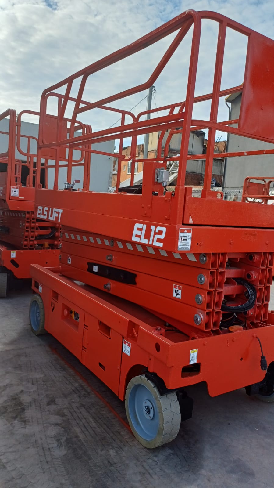 EL12