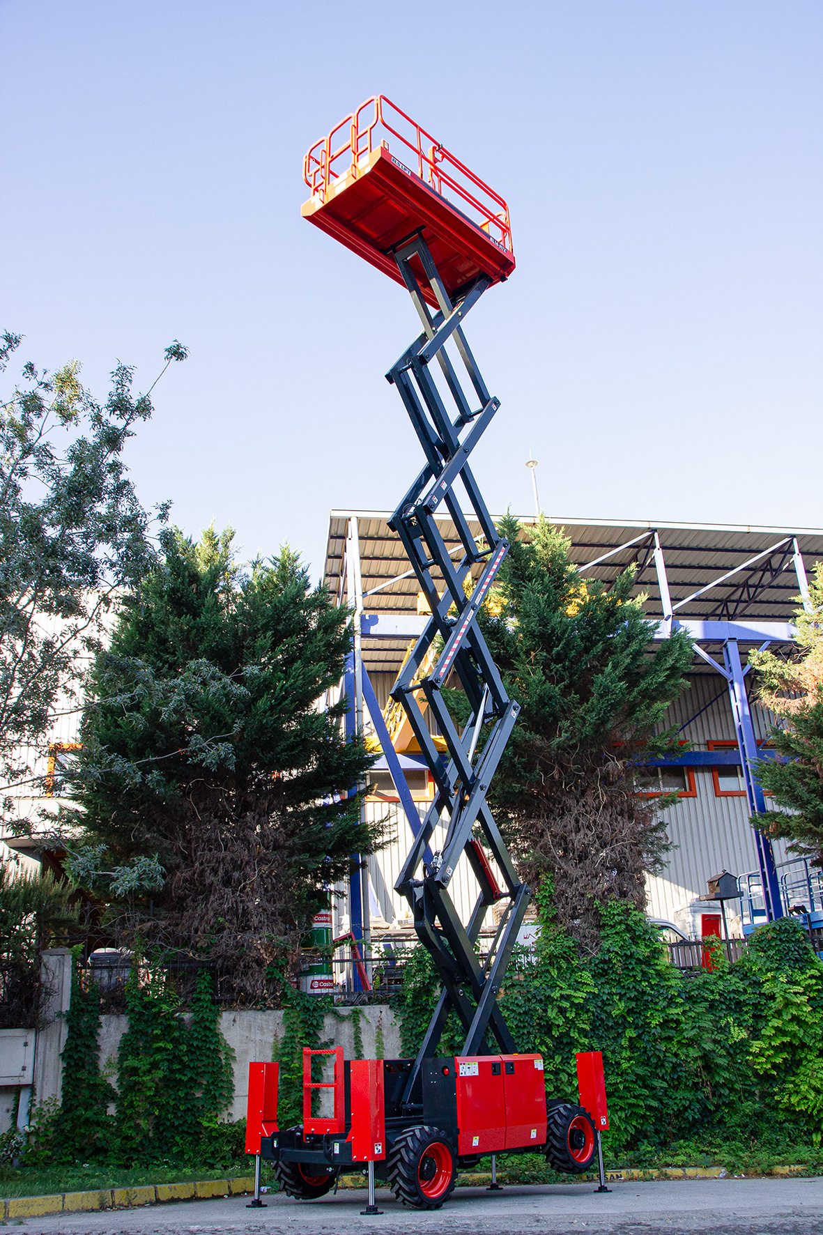 Arazi Tipi Makaslı Platform — Görsel 2